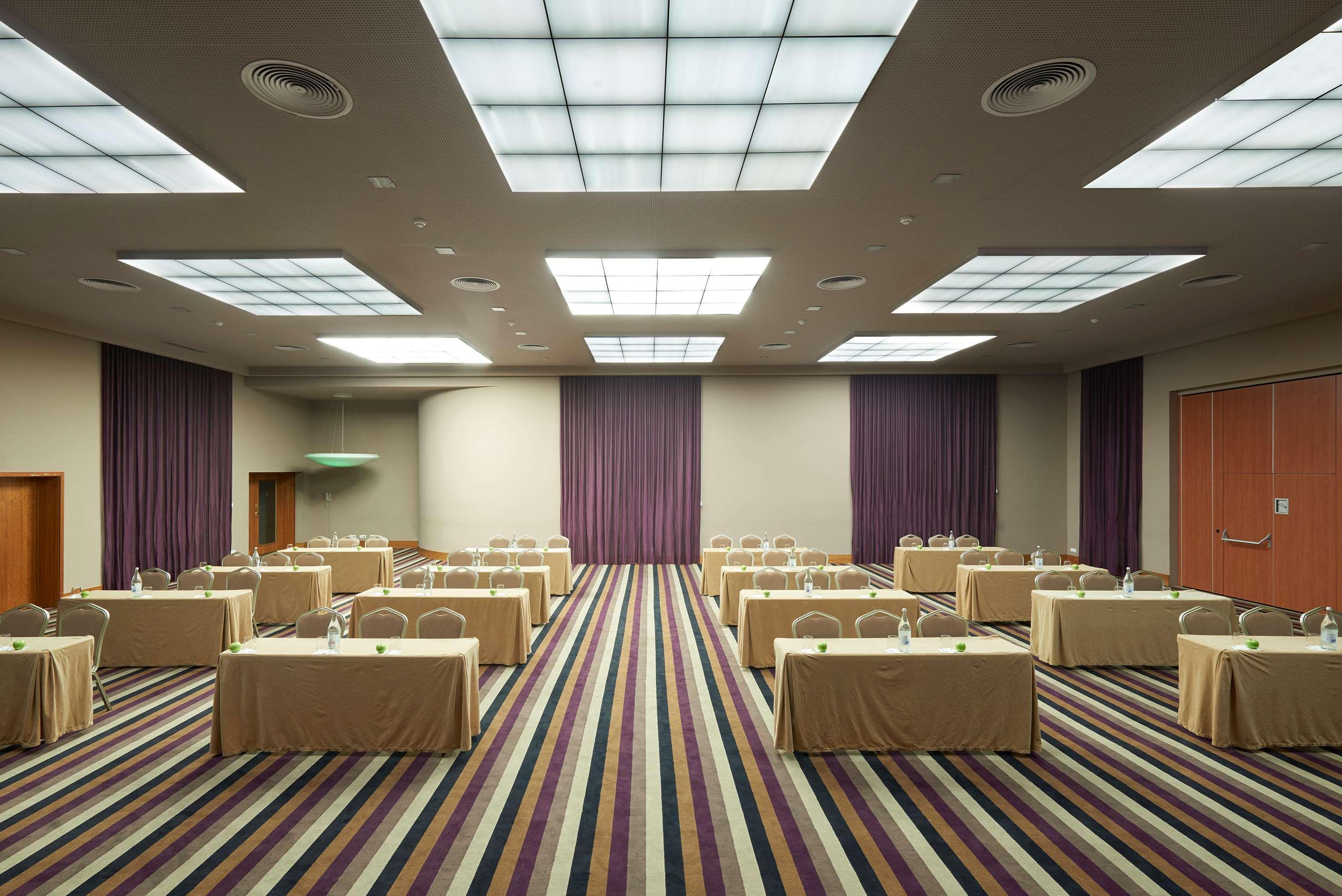 Hotel Melia Madeira Mare Funchal  Esterno foto Meeting room