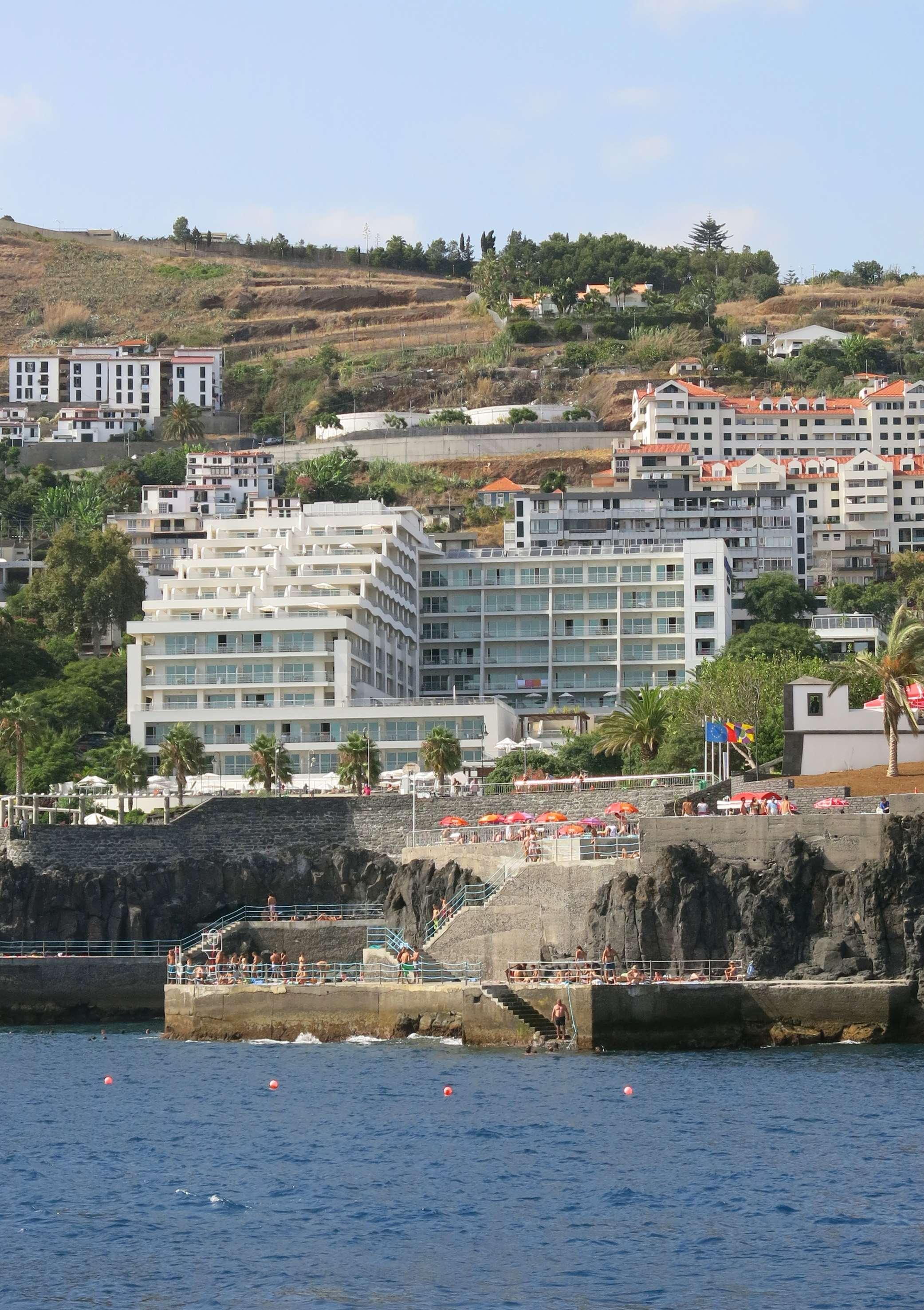 Hotel Melia Madeira Mare Funchal  Esterno foto The hotel in 2011