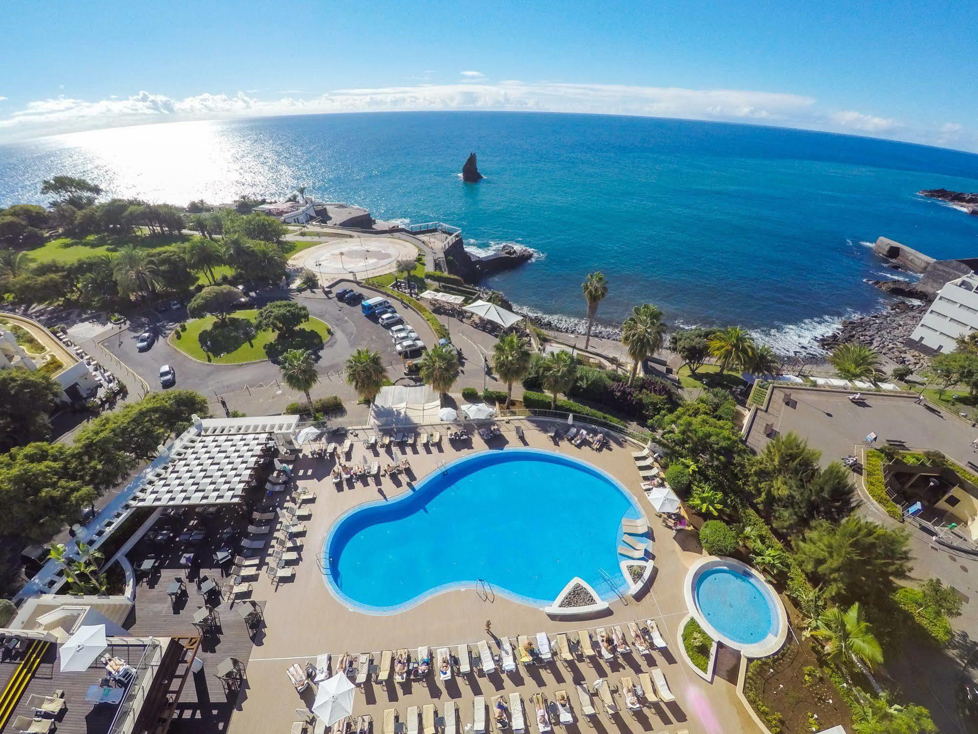 Hotel Melia Madeira Mare Funchal  Esterno foto Aerial view of the resort
